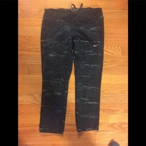 Nike Tights Medium Leggings Crops